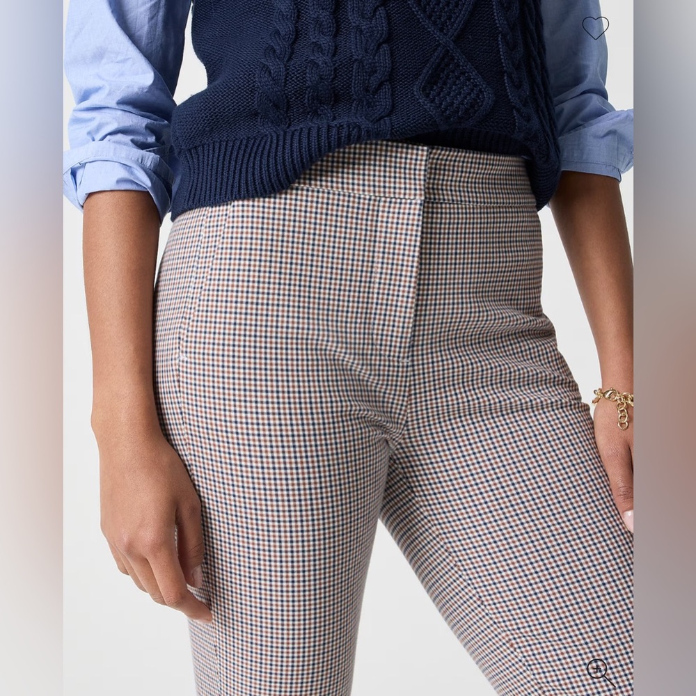 J. Crew Kelsey kickout flare crop pant in Antique Oak. Size 6